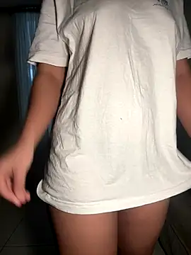 KittyTwerk_2 live sex cam