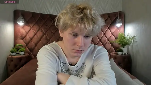 KevinMilky live sex cam