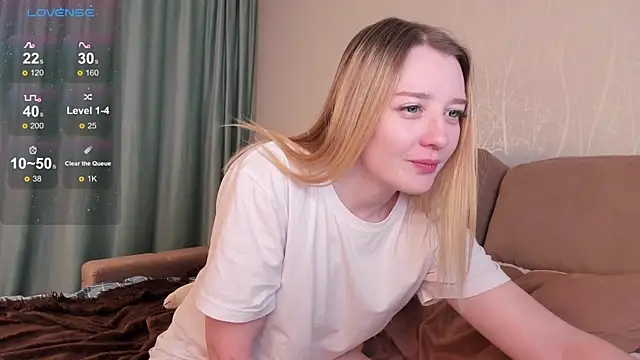 OnePunchGirl live sex cam