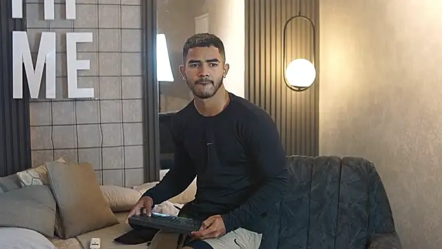 Reik_Vonn live sex cam