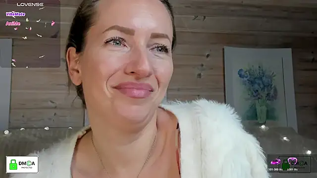 Queenymel live sex cam