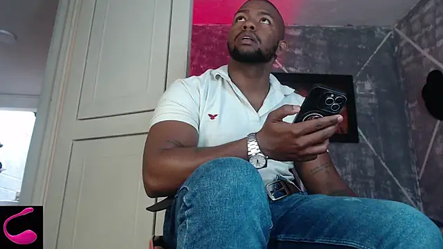 Blackmen1998 live sex cam