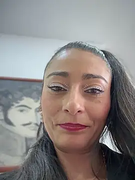 _Bella-Office1 live sex cam