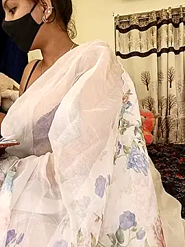 Divya_girl live sex cam