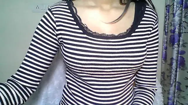 Naughty_Nayra live sex cam