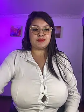 MiiaaJoness live sex cam