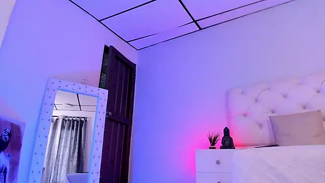 Aron_cruz's cam snapshot