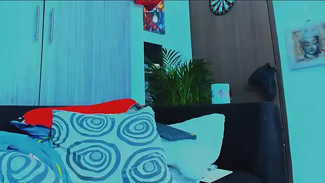 naugthy_dominant's cam snapshot