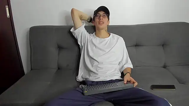 Dio__morningstar's cam snapshot