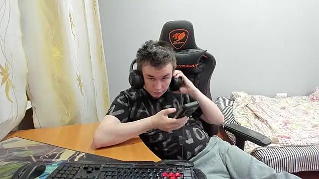 iliaskrislove's cam snapshot