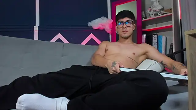 etham_wolf_'s cam snapshot