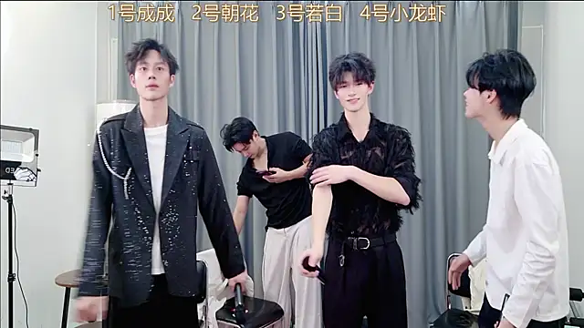 QYBOYS-001's cam snapshot