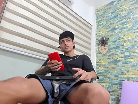 naughty_boy_Maicoll's cam snapshot