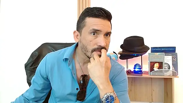 Reiko_85_'s cam snapshot