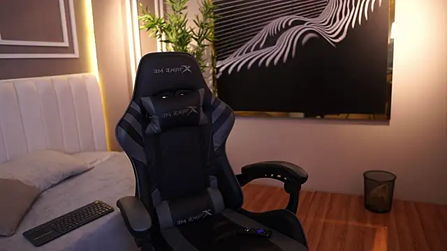 Ethan_occonor's cam snapshot