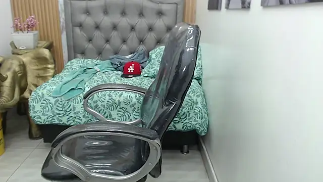 paul_ponce live sex cam