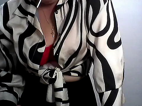 EllaLove2277 live sex cam