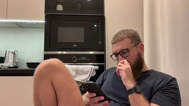 Bear_bear_ live sex cam