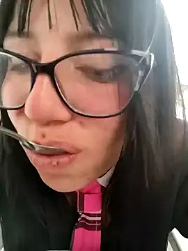 Kitty_Melodi live sex cam