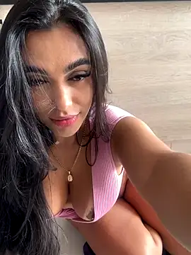 emma_andrew1 live sex cam