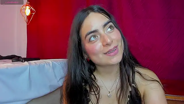 sashaa_petit live sex cam