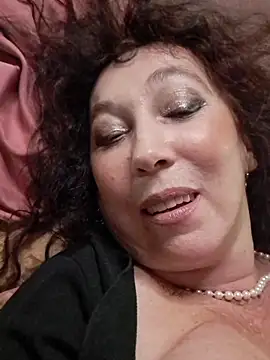 GypsyEsmeralda live sex cam