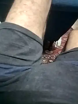 Guysonforyou's cam snapshot