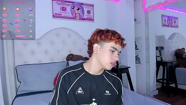 Aiiden_15's cam snapshot