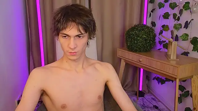 va1ora's cam snapshot