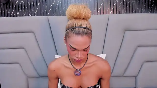 NaomiSteward live sex cam