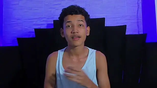 _Noah19 live sex cam