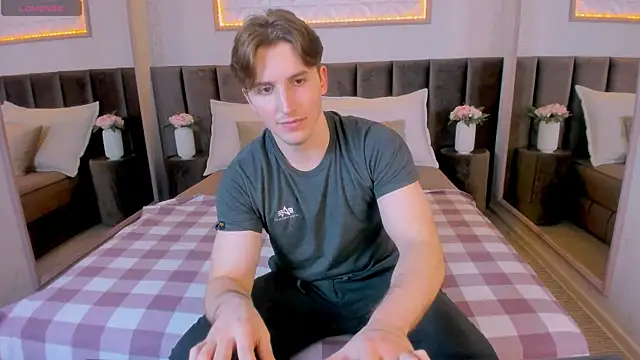 MarkYeti's cam snapshot