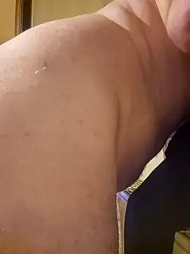 Locked-slave80's cam snapshot