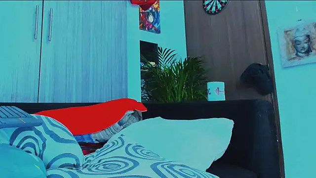 naugthy_dominant's cam snapshot