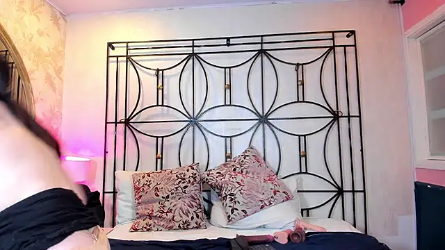 nahomi_sweett live sex cam