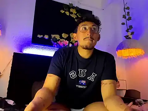 x_heros_x's cam snapshot