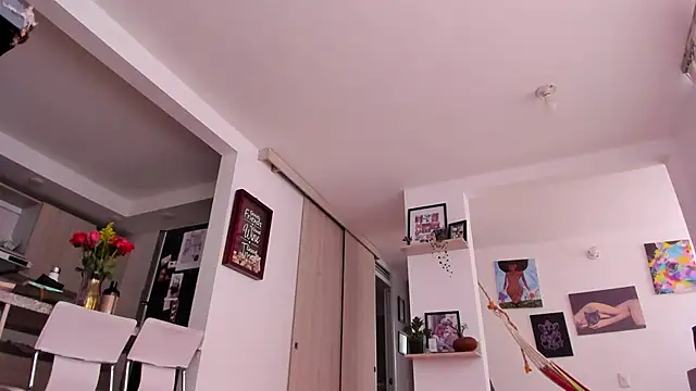 karlye_5's Stripchat show and profile