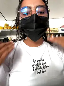 Kyra__Rose live sex cam