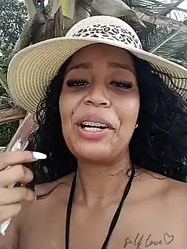 Fernanda30 live sex cam