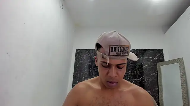 ada-brooke live sex cam