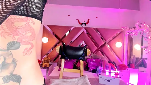 georgie_latin99's cam snapshot