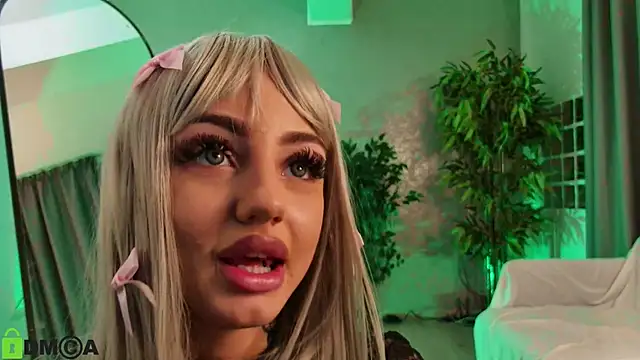 AnastasiaJune live sex cam