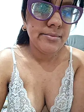 ZaidaWet live sex cam