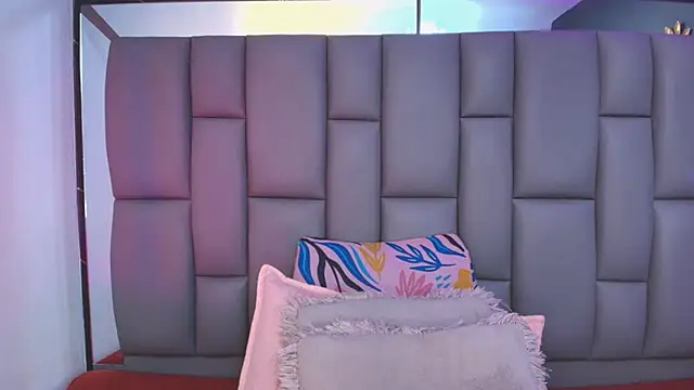 _MiaBrown_ live sex cam