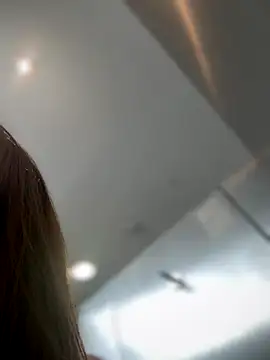 Gjynna-kiim live sex cam