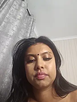 Indian_GlowingMiax live sex cam