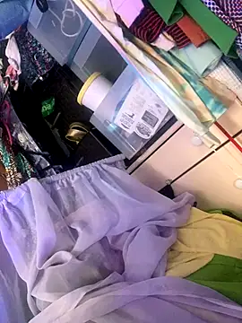 gurlnips live sex cam