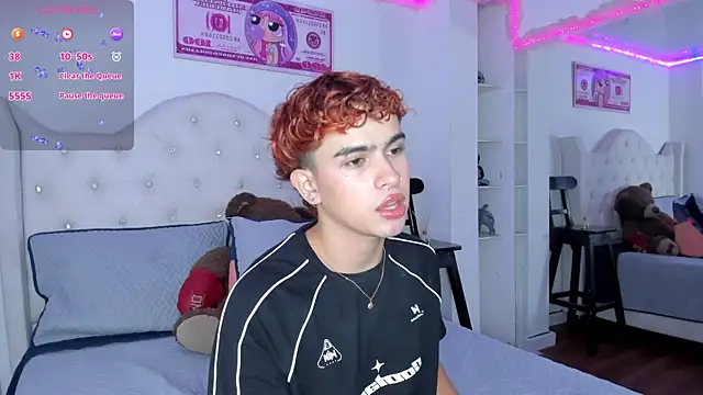 Aiiden_15 live sex cam