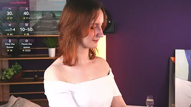 OpheliaSalotti live sex cam