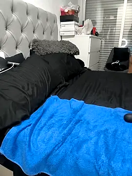 Alyssa_76 live sex cam